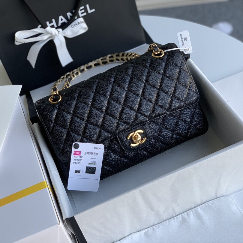 MEDIUM FLAP BAG 25CM BLACK CAVIAR HARDWARE