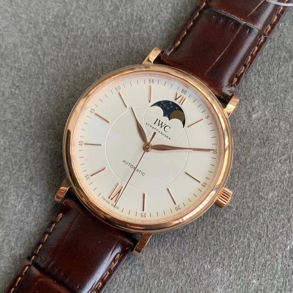 PORTOFINO AUTOMATIC MOONPHASE 40MM WHITE DIAL