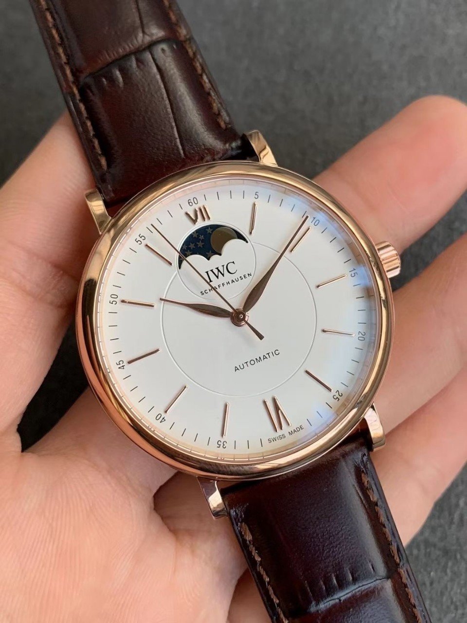PORTOFINO AUTOMATIC MOONPHASE 40MM WHITE DIAL