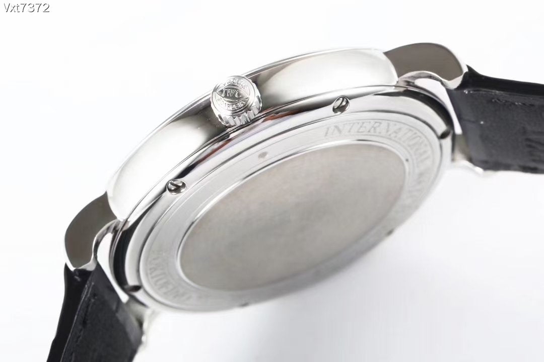 PORTOFINO AUTOMATIC 40MM SILVER DIAL LEATHER