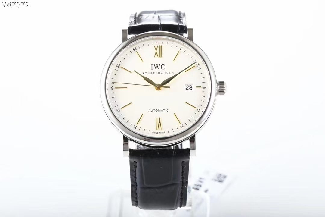 PORTOFINO AUTOMATIC 40MM SILVER DIAL LEATHER